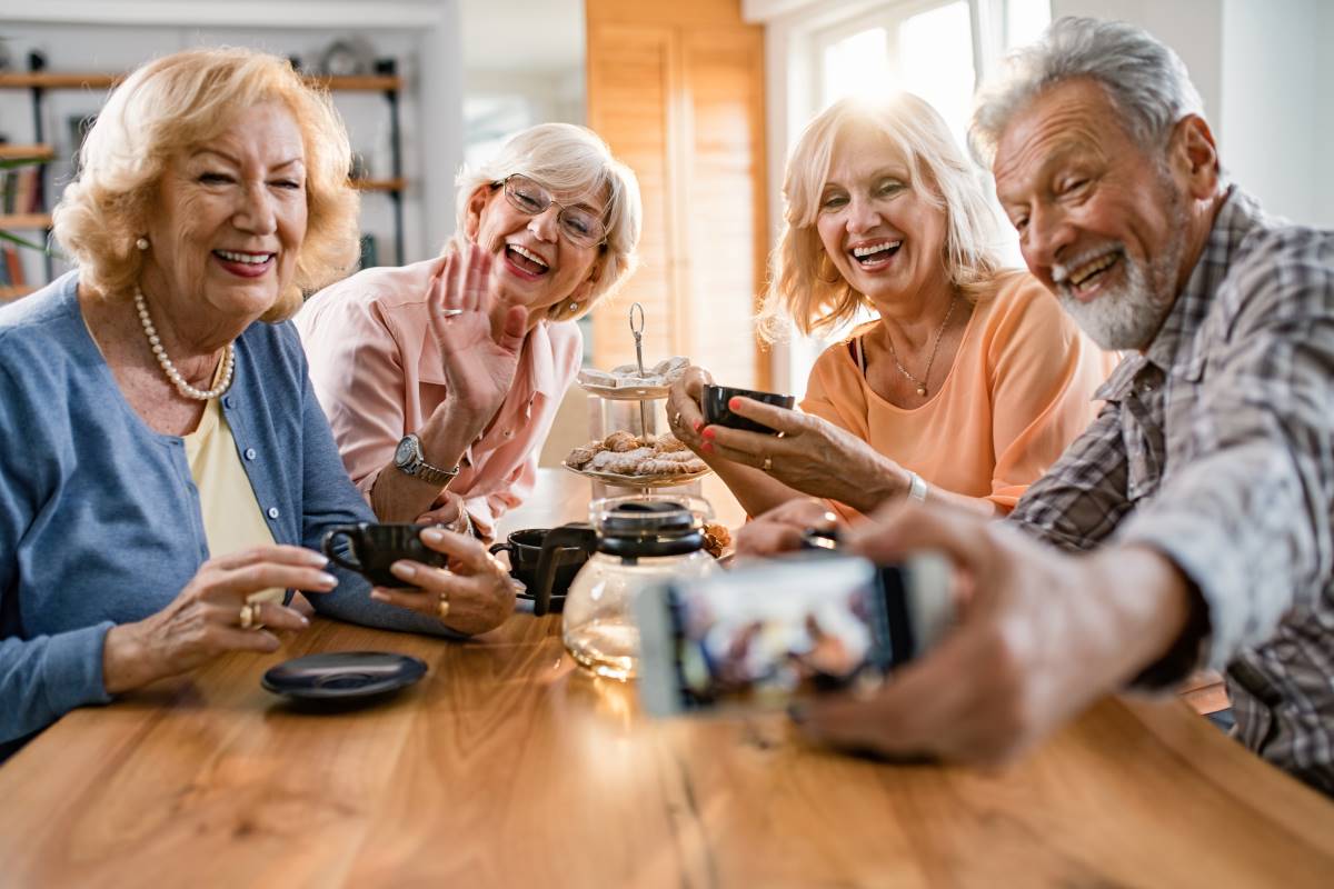 Digital fit in Esslingen: Smartphone, Online-Banking und Vid